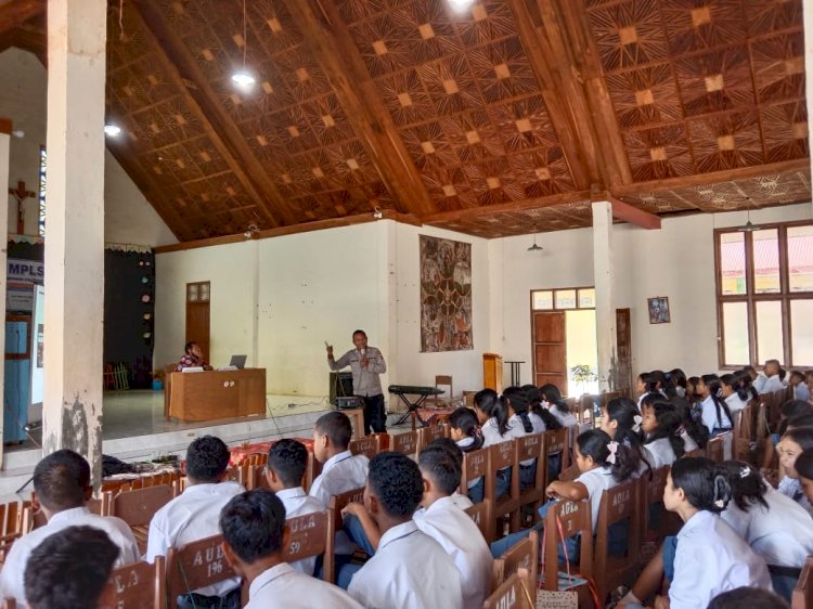 Berikan Sosialisasi, Polisi Ajak Pelajar Jauhi Narkoba dan Judi Online