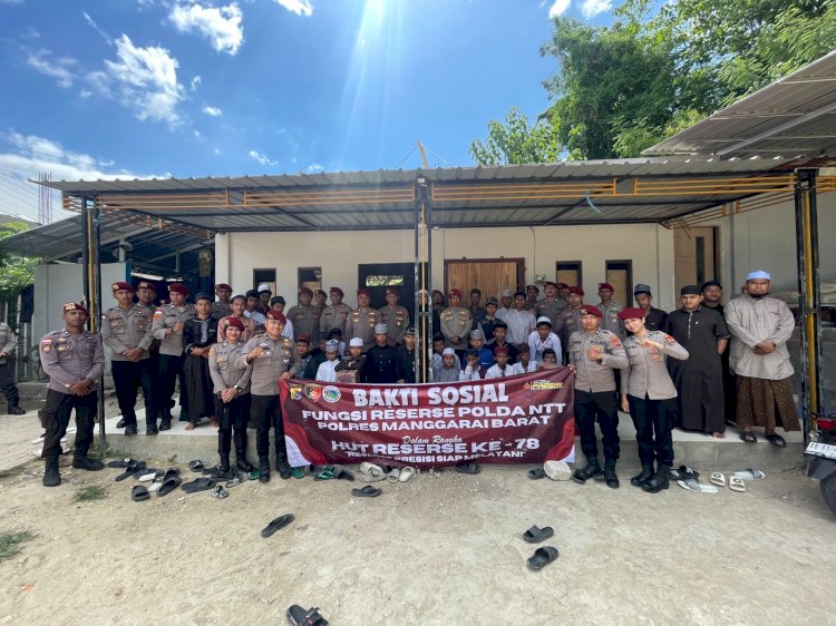 HUT Ke-78 Reserse Polri, Polisi Salurkan Bantuan Bagi Anak Panti dan Ponpes di Labuan Bajo