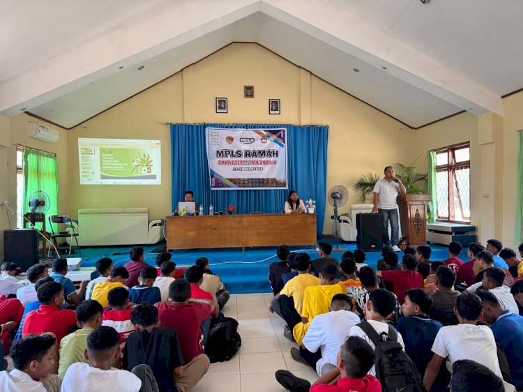 Bentengi Generasi Emas, Polres Mabar Masifkan Edukasi P4GN di MPLS SMKN 1 Labuan Bajo