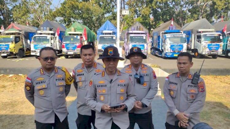 Komitmen Kemanusiaan Tanpa Batas, Polda Jateng Kirim Puluhan Ton Logistik Lewat Polres Manggarai Barat