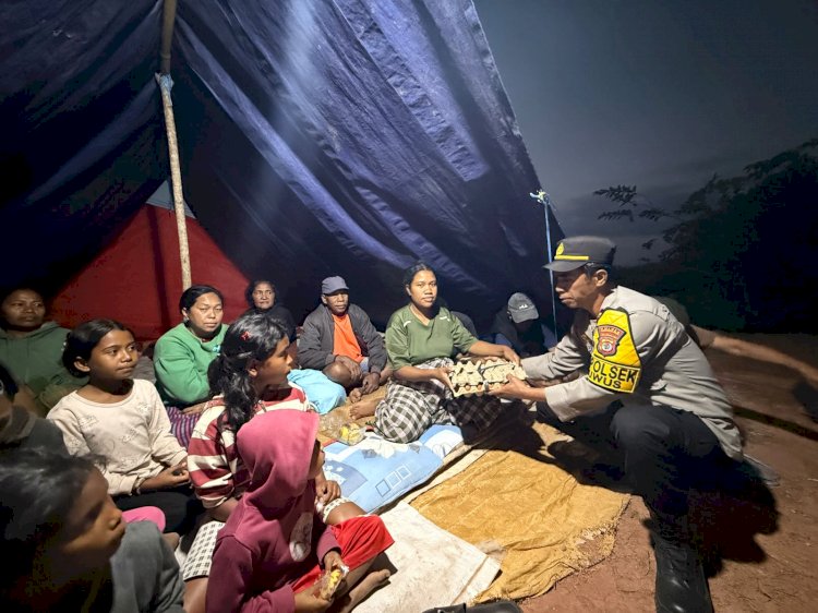 Menembus Duka Kuwus: Jejak Kemanusiaan Polsek Kuwus di Tengah Guncangan Gempa Kampung Ntalung