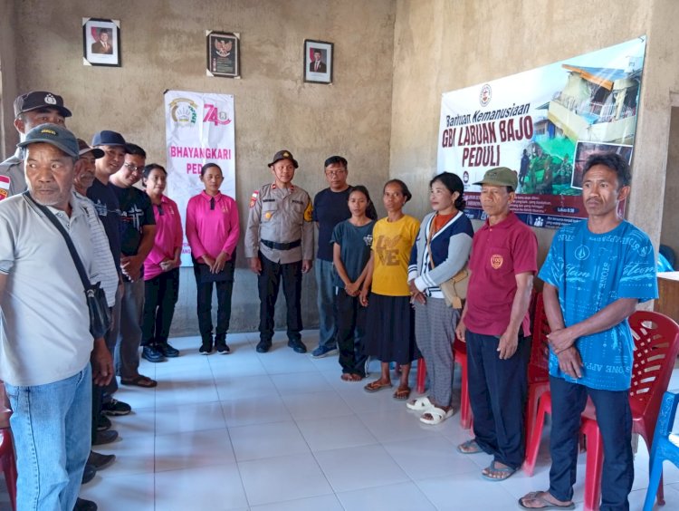 Gandeng GBI Peduli, Polisi Salurkan Logistik dan Dampingi Warga Terdampak Gempa di Dua Desa
