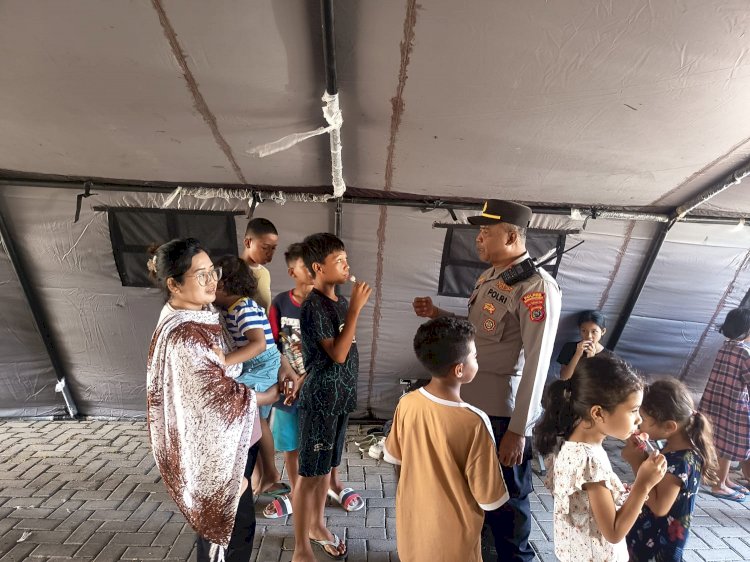 Usir Duka Mengundang Tawa, Aksi Trauma Healing Polri Bangkitkan Cerita Bahagia Anak Pengungsi