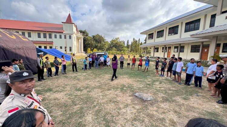 Kembalikan Ceria Pasca-Gempa, Polri Gelar Layanan Trauma Healing Bagi Penghuni Asrama di Labuan Bajo