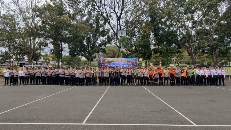Tuntaskan Misi Kemanusiaan 14 Hari di Flores, 51 Personel BKO Mabes Polri Resmi Dilepas Polda NTT