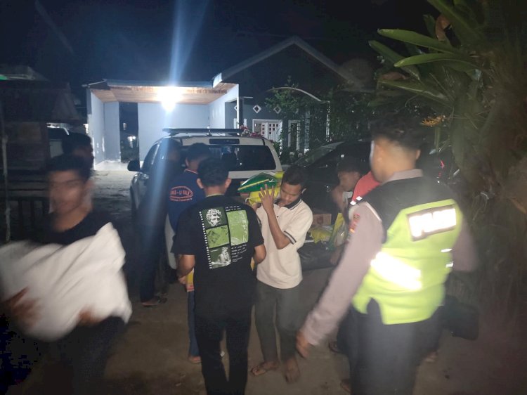 Tanggap Bencana Gempa Flores: Polsek Komodo Salurkan Bantuan Logistik Ketahanan Pangan ke Biara SDV