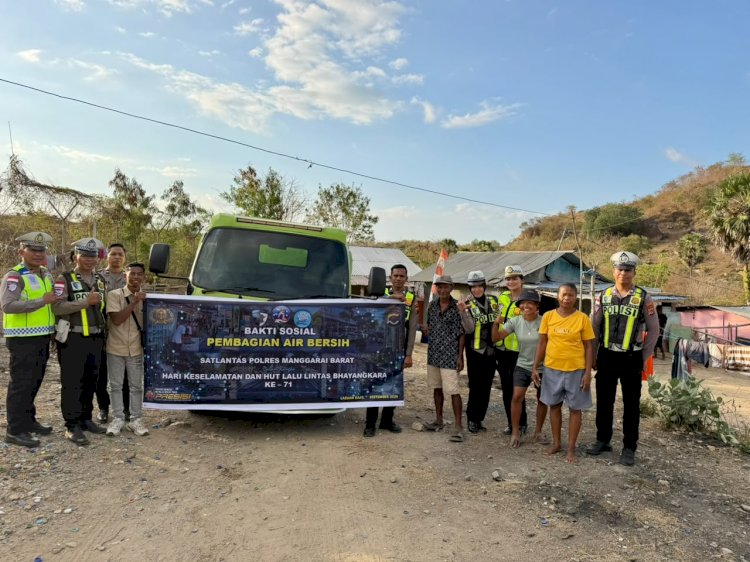 Jelang HUT Ke 71, Satlantas Polres Mabar Redam Krisis Air Pascagempa dan Kemarau di Labuan Bajo
