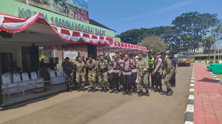 Kejutkan Makodim 1630/Mabar, Polres Manggarai Barat Bawa Tumpeng Peringati HUT ke-81 TNI