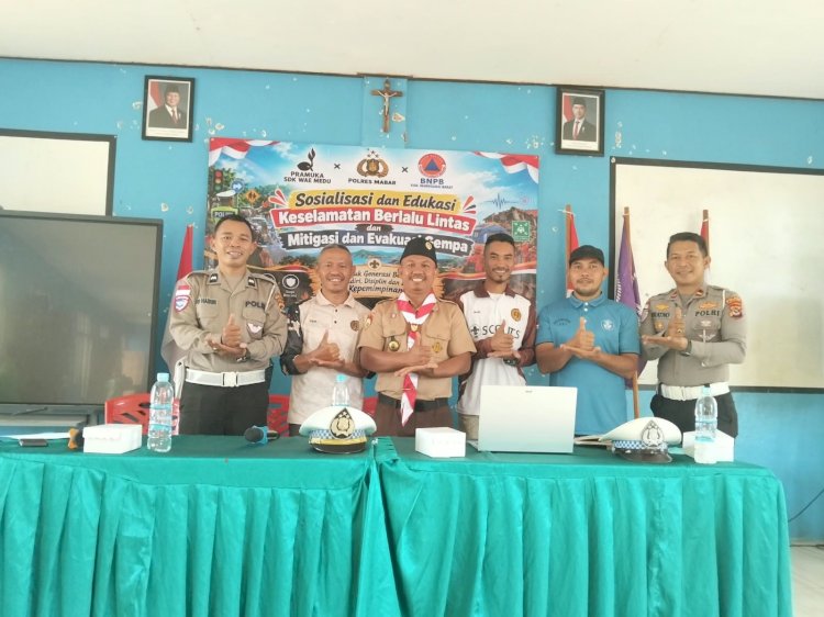 Tanamkan Disiplin Sejak Dini, Satlantas Polres Manggarai Barat Gelar Edukasi Lalu Lintas di SDK Wae Medu