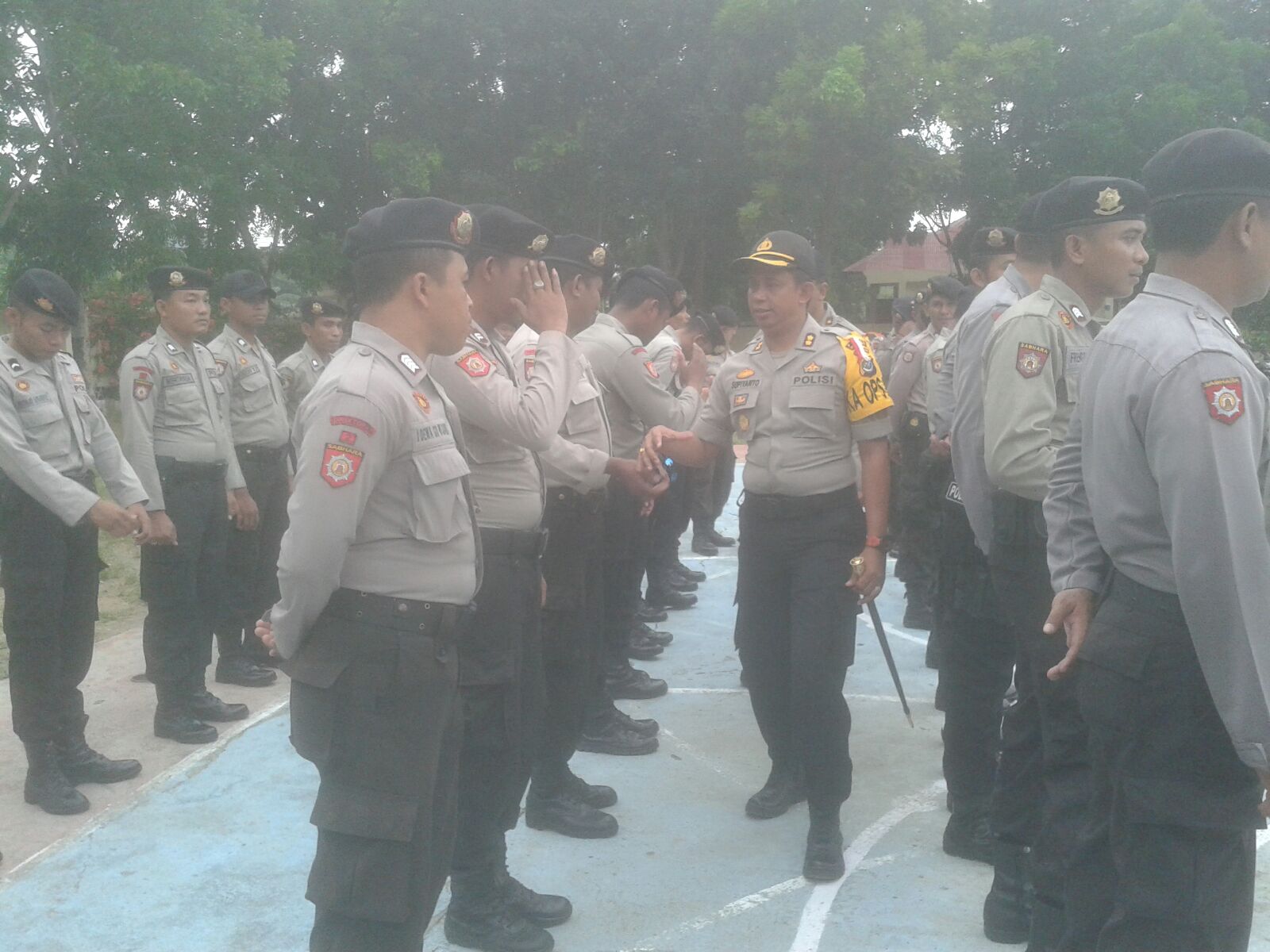 KAPOLRES MELEPAS KEBERANGKATAN PERSONIL BKO DIT SABHARA POLDA NTT