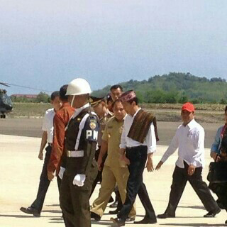 PRESIDEN TIBA DI LABUAN BAJO