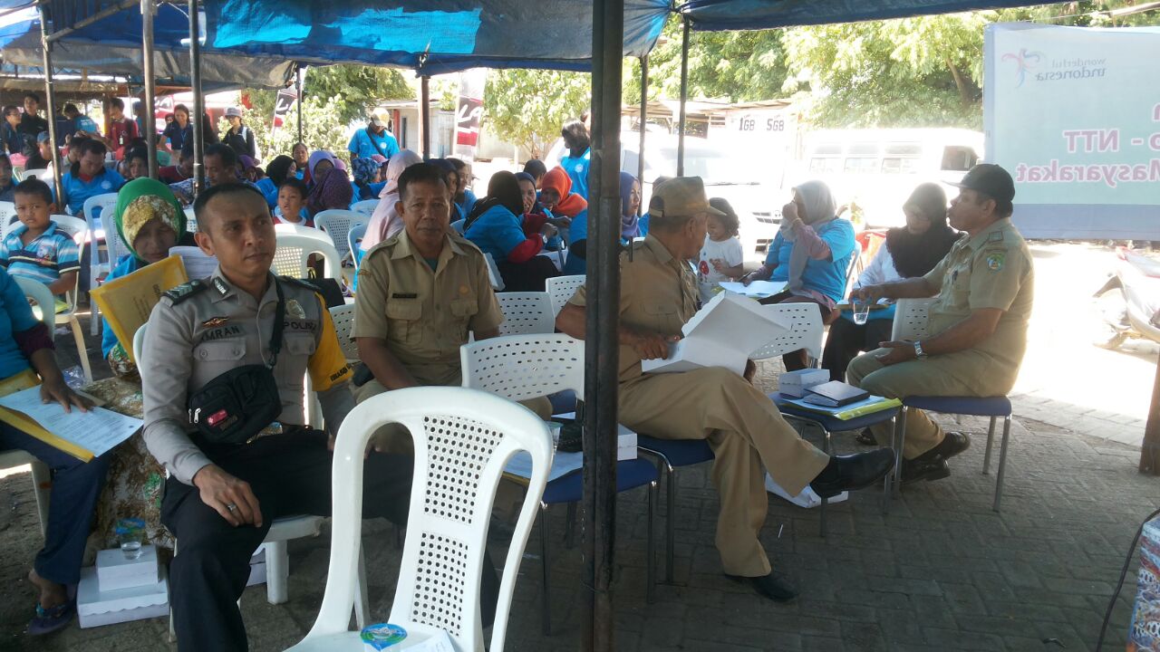 Bhabinkamtibmas Kelurahan Labuan Bajo mengikuti Rapat Bersama Para Penggiat Usaha Kuliner