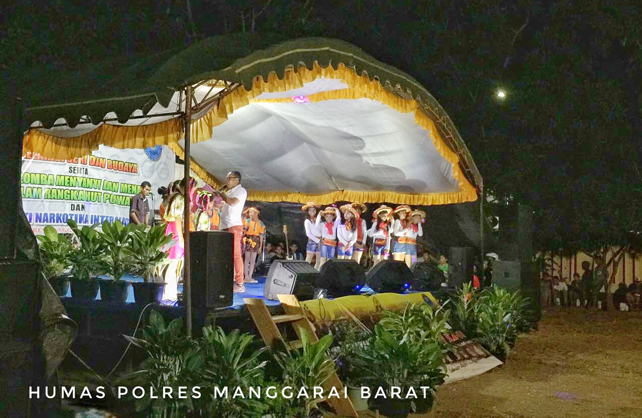 Polwan Polres Mabar Laksanakan Giat Pentas Seni Dan Kampanye Anti Narkoba Dalam rangka Hut Polwan Ke-68 Dan Hari Anti Narkoba Internasional