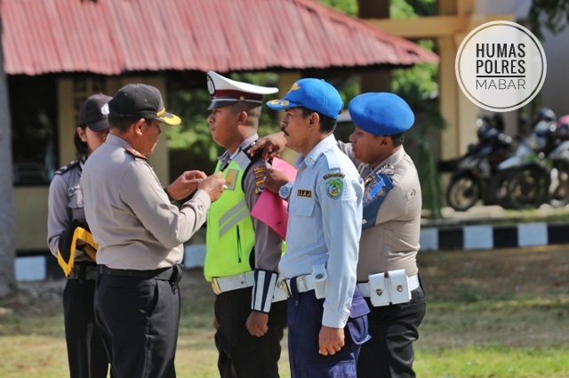 Polres Mabar Melaksanakan Apel Gelar Pasukan Ops Zebra Turangga 2016