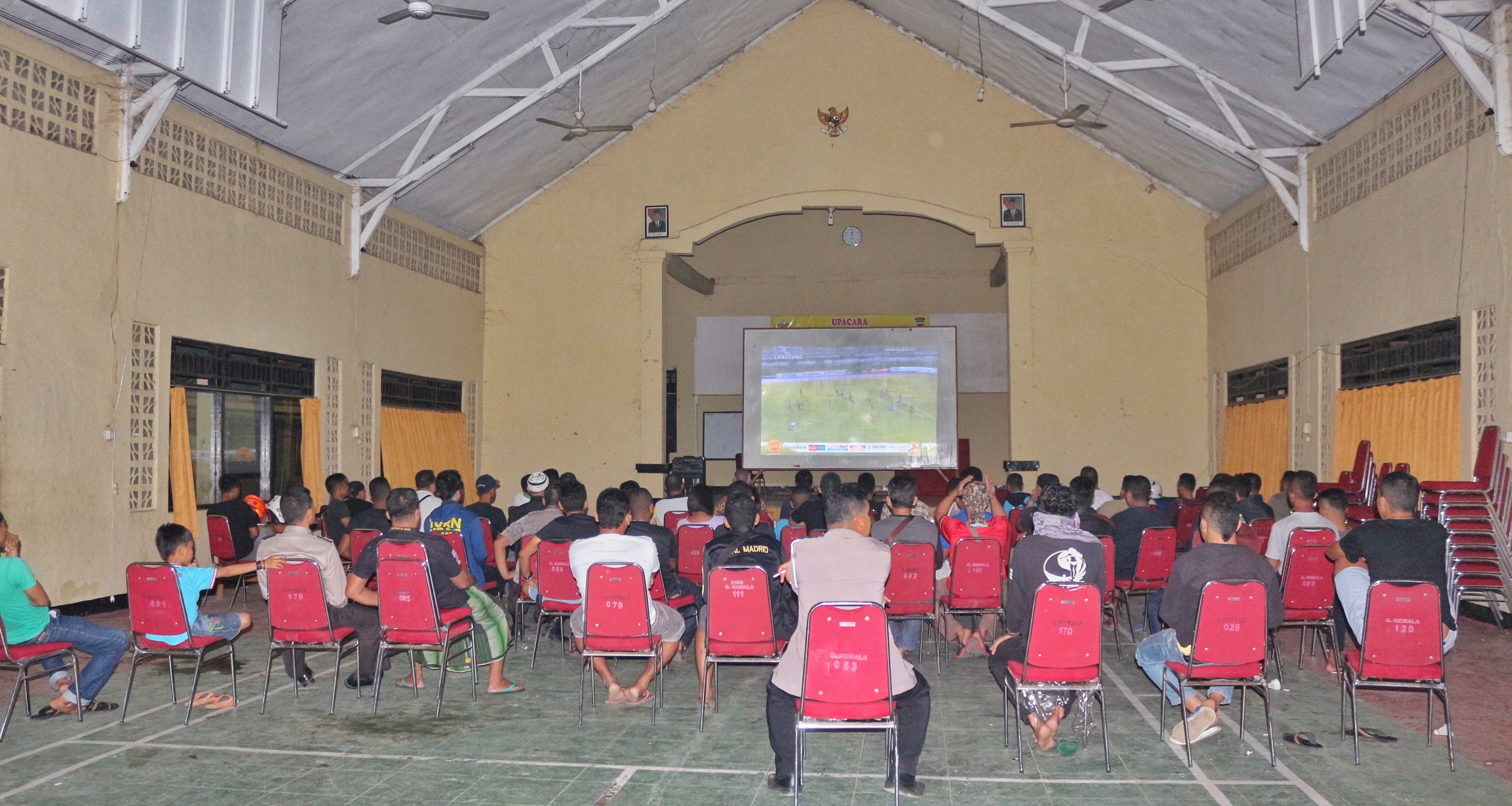 Polres Mabar Gelar Nobar Final AFF 2016 Leg Pertama Indonesia vs Thailand