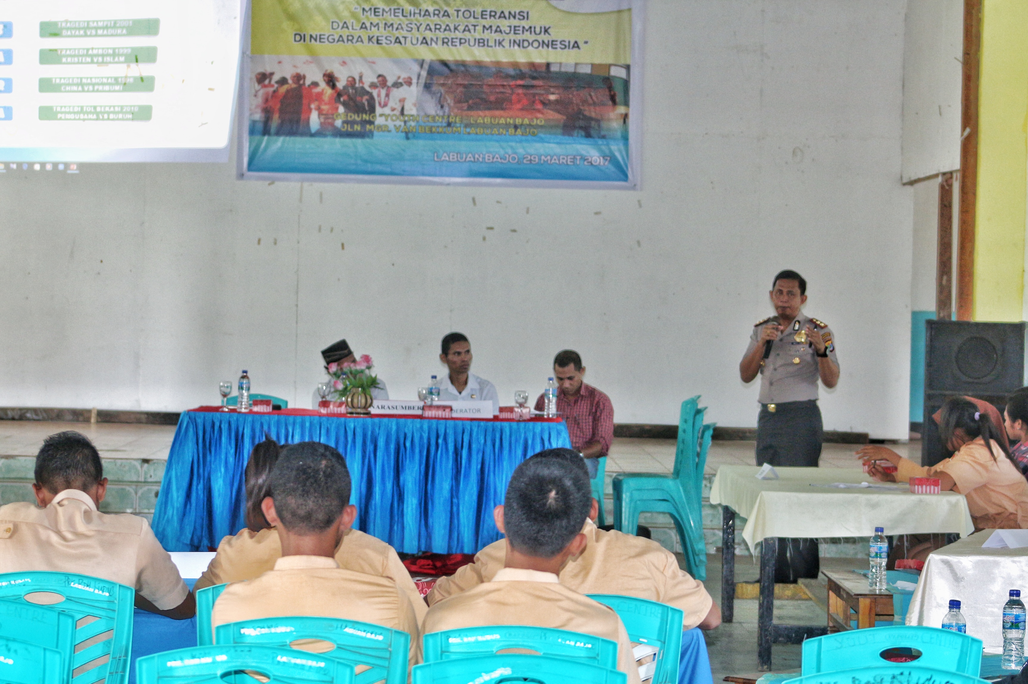 Jadi Narasumber dalam Seminar, Kapolres Manggarai Barat Mengajak Semua Elemen Untuk Menjaga Toleransi Umat Beragama