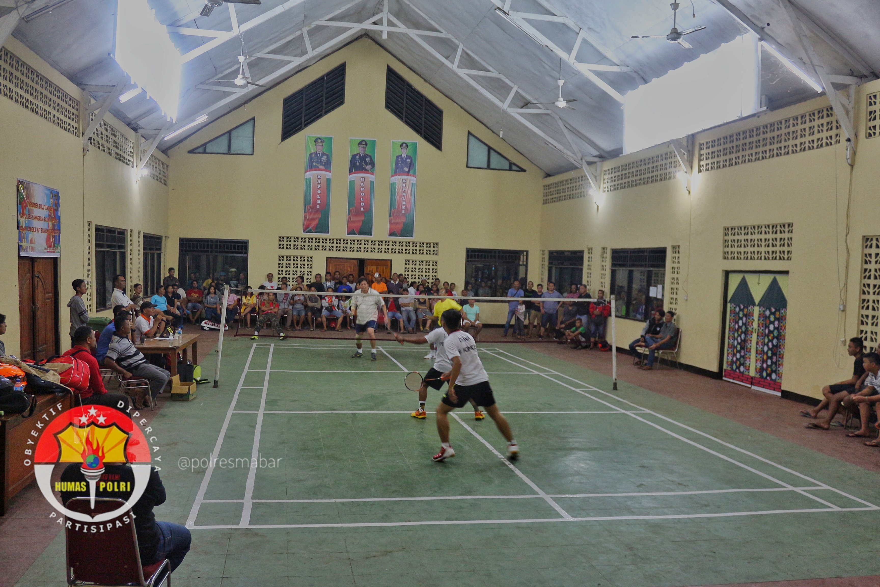 Pasangan Dewa/Petra Juara Turnamen Bulu Tangkis Kapolres Cup 2017