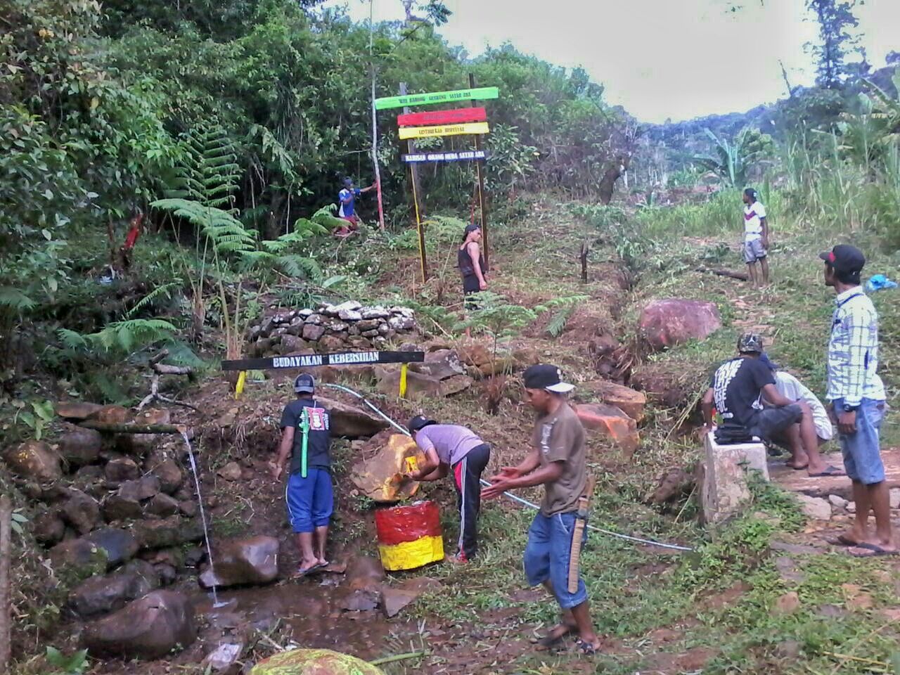 Bhabinkamtibmas Kelurahan Nantal, Polres Mabar ingatkan Warga  akan pentingnya menjaga kebersihan lingkungan