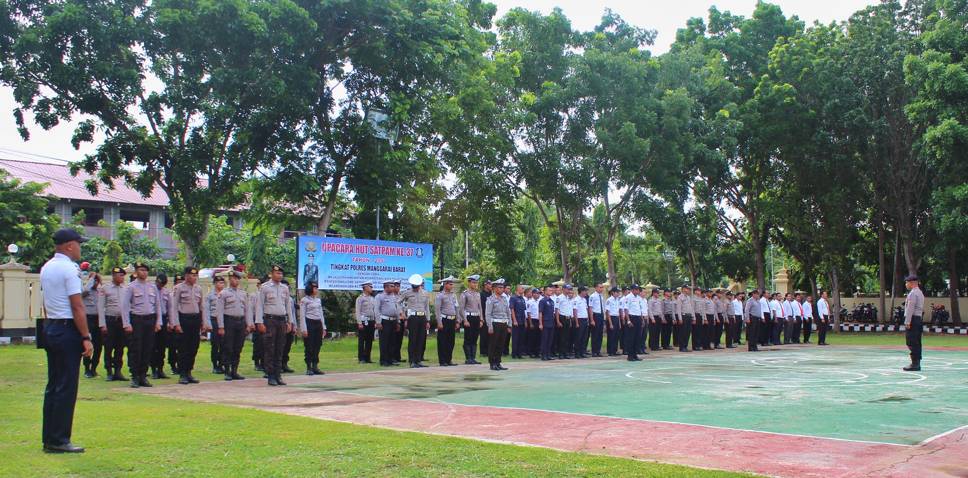 Peringati HUT Satpam ke-37, Polres Manggarai Barat gelar upacara