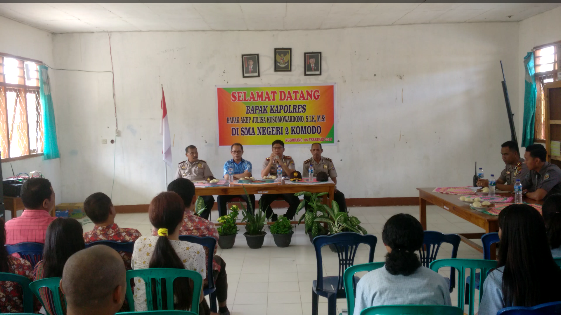 Peduli sekolah, Kapolres Mabar sambangi SMA Negeri 2 Komodo