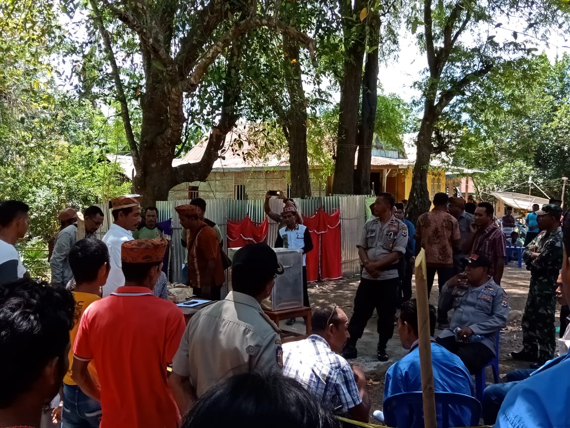 Sempat Tertunda, Pilkades di Manggarai Barat ini Dikawal Sejumlah Personil Polres Manggarai Barat