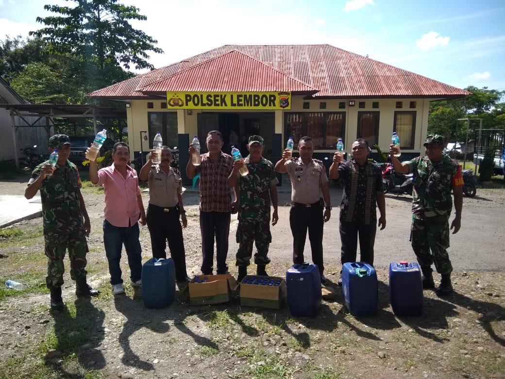 Jelang Natal dan Tahun Baru 2019, Polsek Lembor Musnahkan Puluhan Miras Tradisional