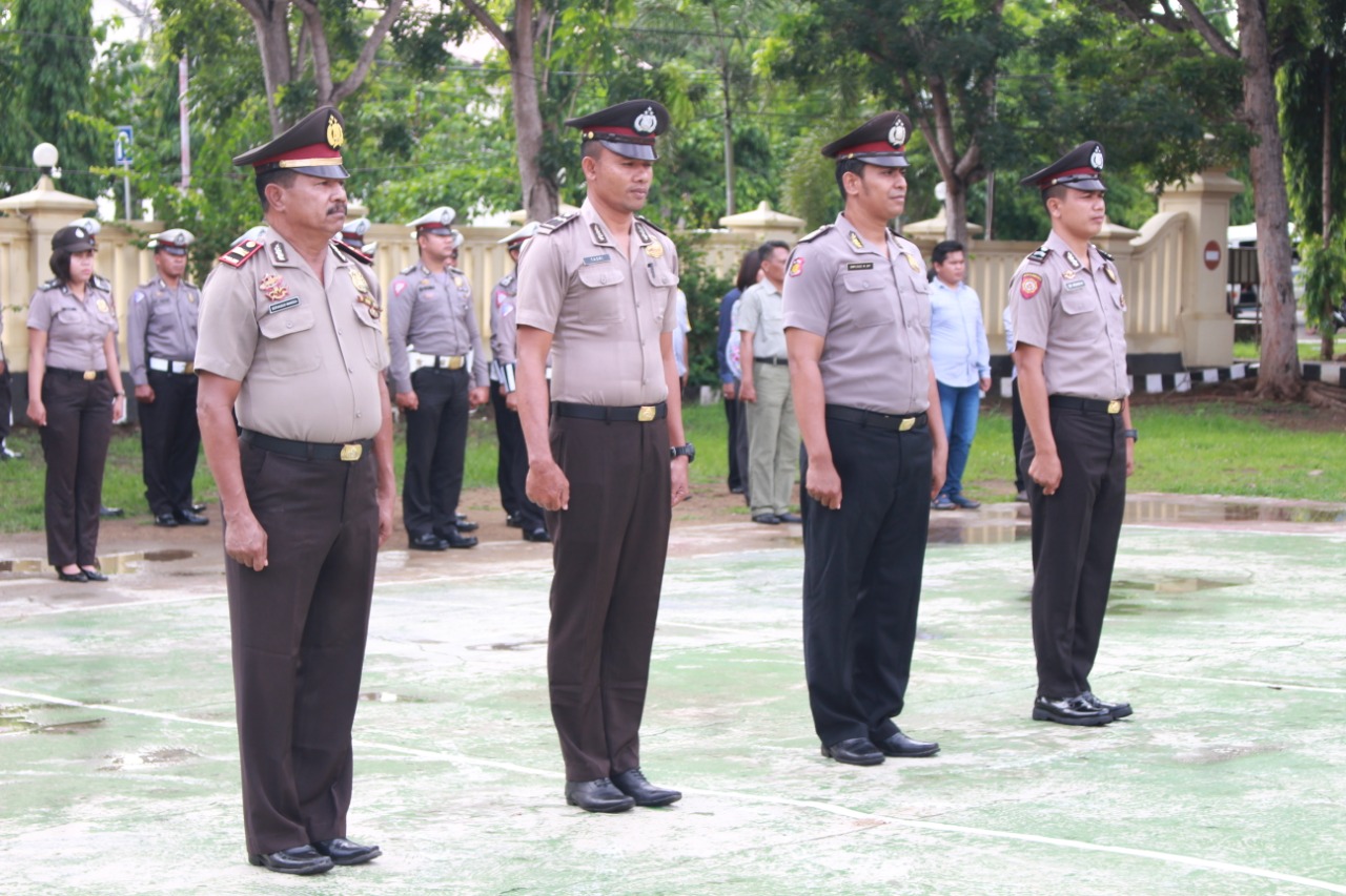 30 Anggota Polres Manggarai Barat Naik Pangkat, Ini Pesan Kapolres