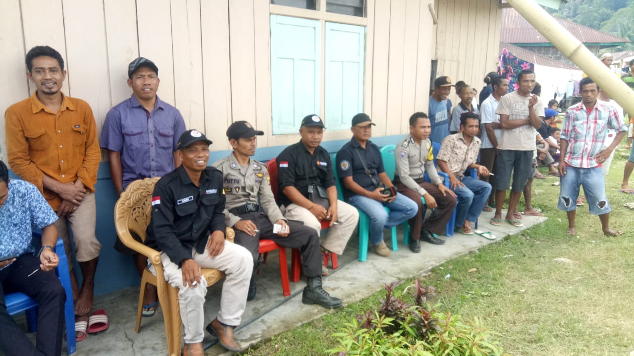 Kapolsek Kuwus Pimpin Pengamanan Kampanye Caleg Partai Berkarya di Desa Golo Riwu