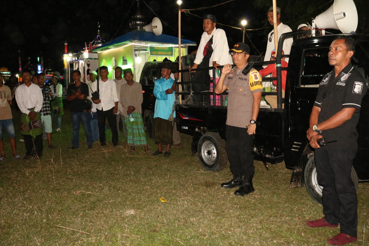 Sambut Idul Fitri 2019, Polres Mabar Kawal Pawai Malam Takbir di Labuan Bajo