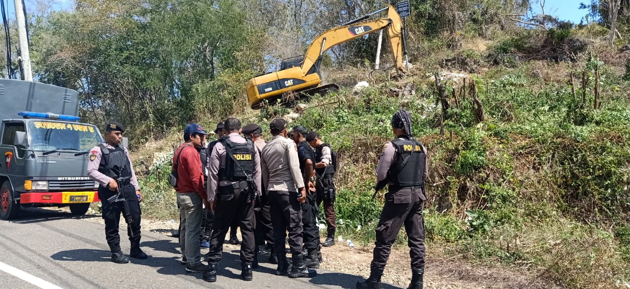 Polres Mabar Kerahkan Puluhan Personel Amankan Pengukuran Tanah Milik Warga