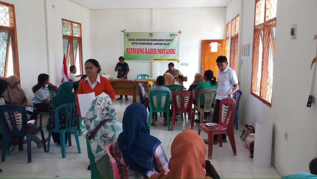 Bhabinkamtibmas Desa Gorontalo Monitoring Giat Refreshing Kader Posyandu