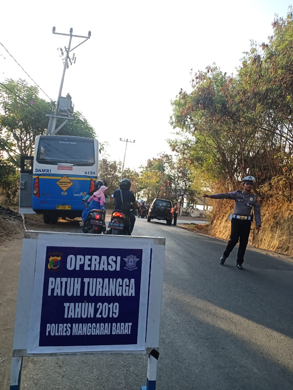 Sat Lantas Polres Mabar Kembali Tindak Pelanggar Saat Operasi Patuh Turangga 2019