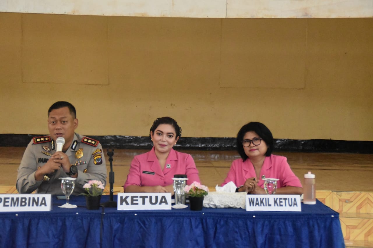 Kapolres Manggarai Barat Berikan Arahan dan Pembinaan Kepada Bhayangkari Cabang Manggarai Barat