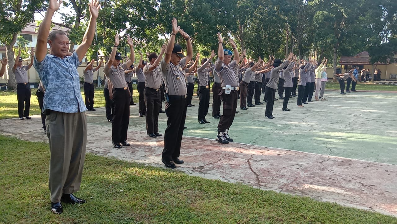 Polres Manggarai Barat Gelar Senam AW S3